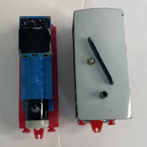 Vintage 1985 Thomas The Tank And 1989 Thomas The Tank Engine + Friends - Picture 3 of 9